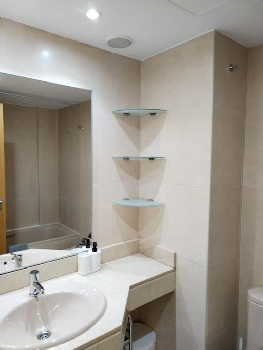 Apartamento Amplio, Luminoso Y Confortable Cc Madrid Esterno foto
